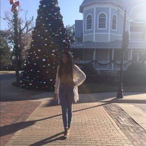 Meet your Posher, Alison